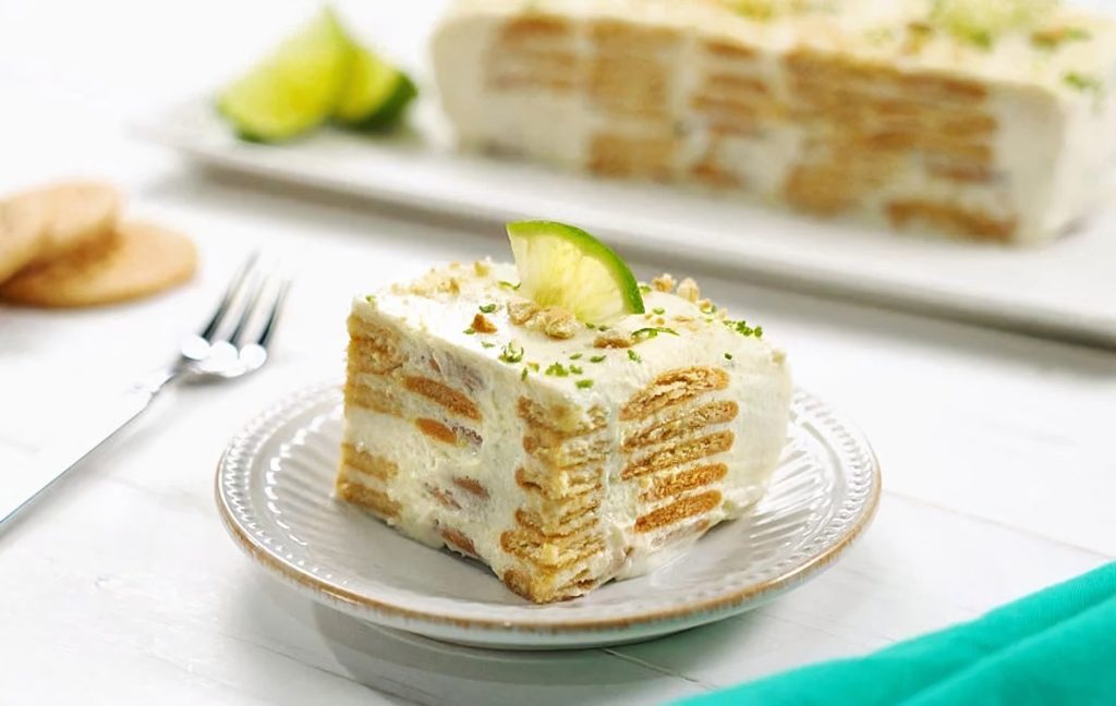 Carlota de Limon (Mexican Lemon Icebox Cake)
