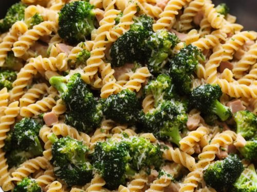 Cheesy Ham & Broccoli Pasta