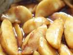 Cinnamon Cashew Spread with Apple Slices