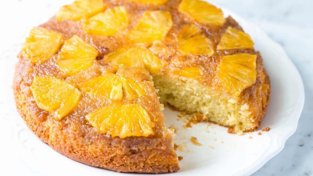 Cinnamon Pineapple Upside-Down Cake