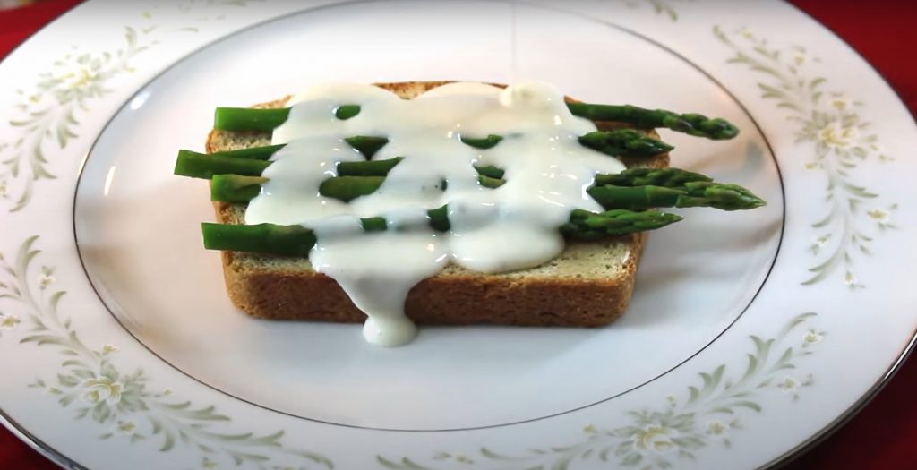 Creamed Asparagus on Toast