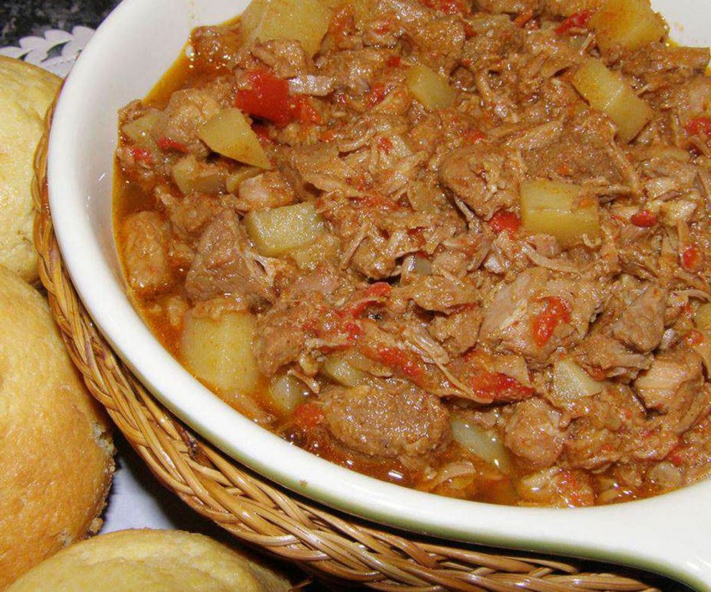 Easy Slow Cooker Carne Guisada