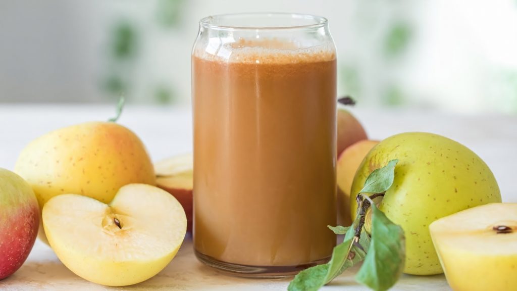 Fresh Homemade Apple Juice Recipe