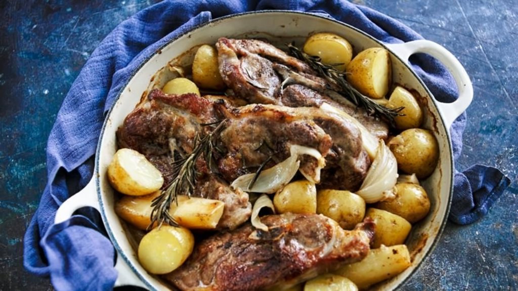 Garlic Roast Lamb with Hotpot Potatoes