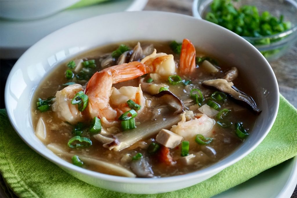 Hot & sour broth with prawns