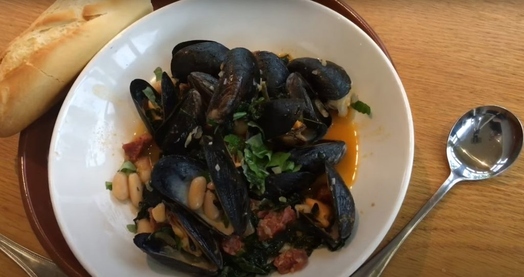 Mussels with Chorizo, Beans & Cavolo Nero