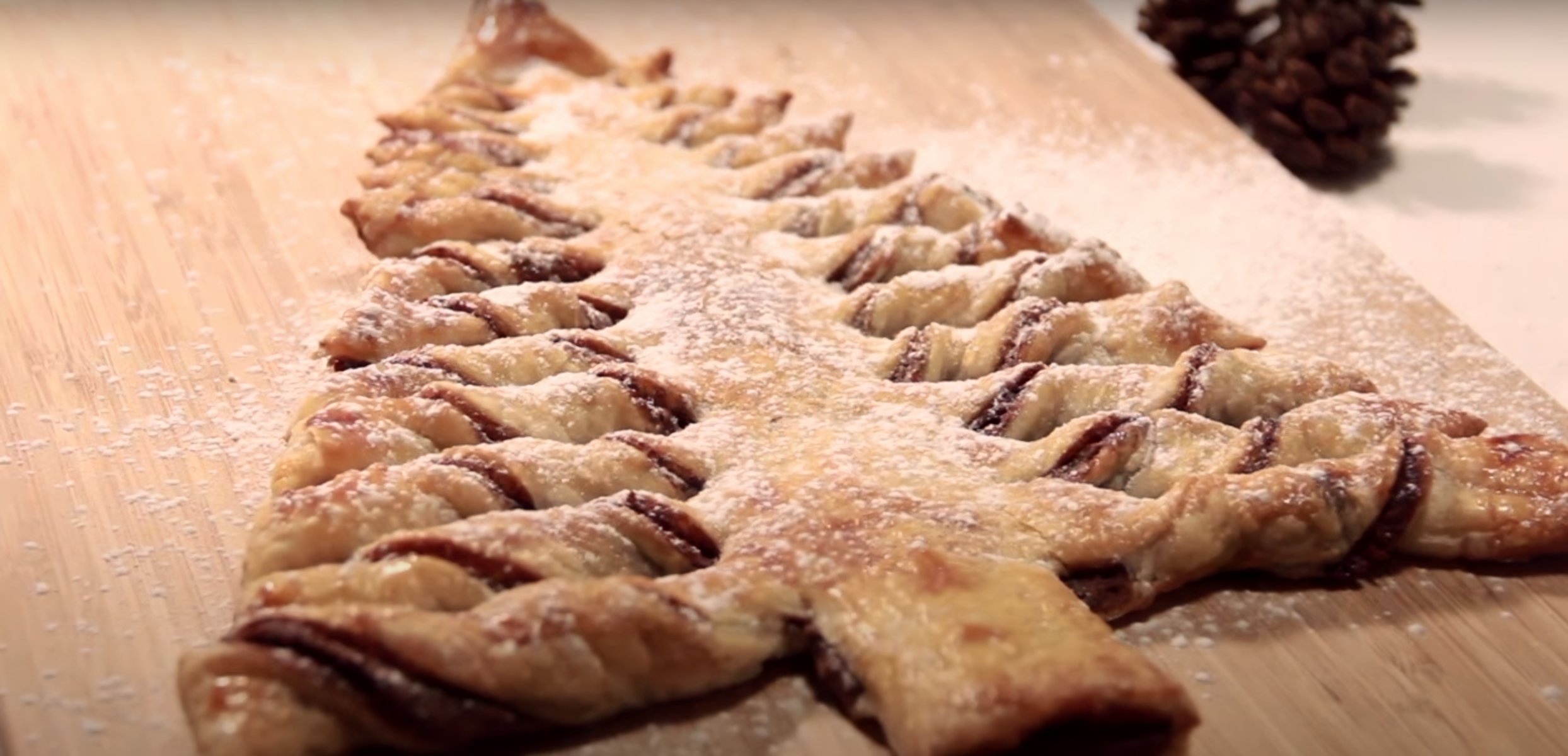 Nutella Pastry Christmas Tree Recipe