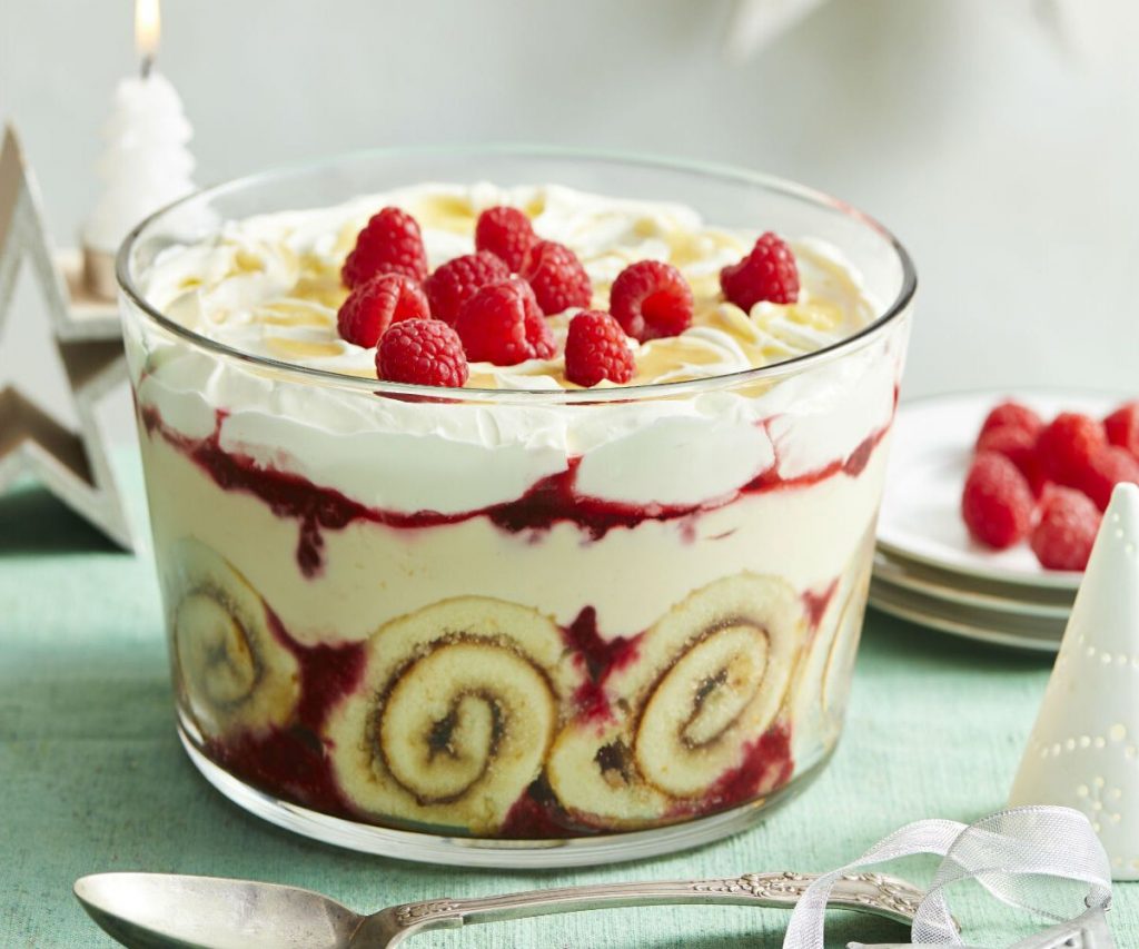 Raspberry, Pistachio & Lemon Curd Trifles Recipe | Recipes.net