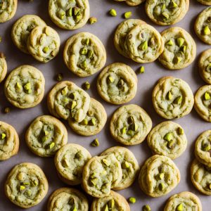 Saffron, Pistachio & White Chocolate Cookies