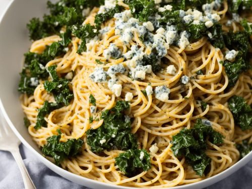 Spaghetti with Caramelised Onion, Kale & Gorgonzola