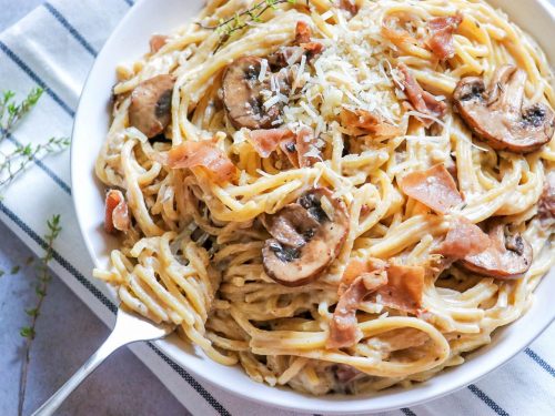 Spaghetti with Garlic Mushrooms & Prosciutto