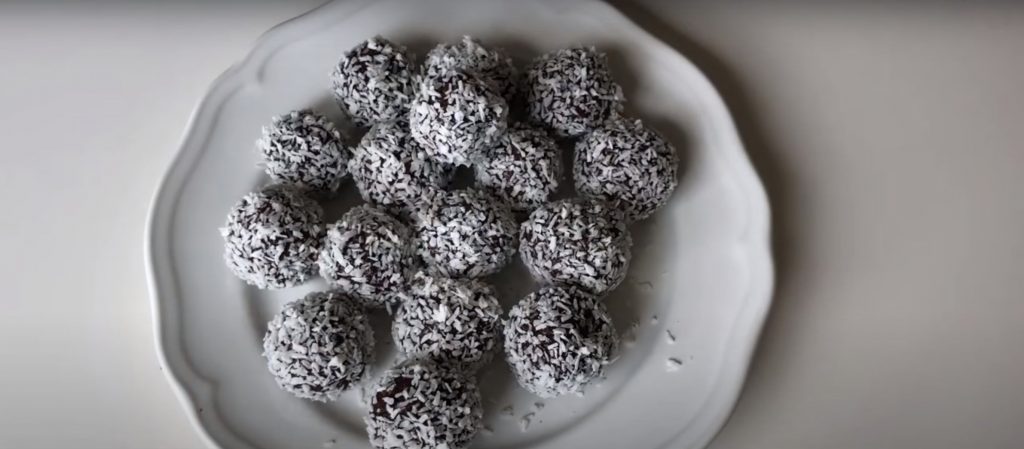 Swedish Chocolate Balls (or Coconut Balls)