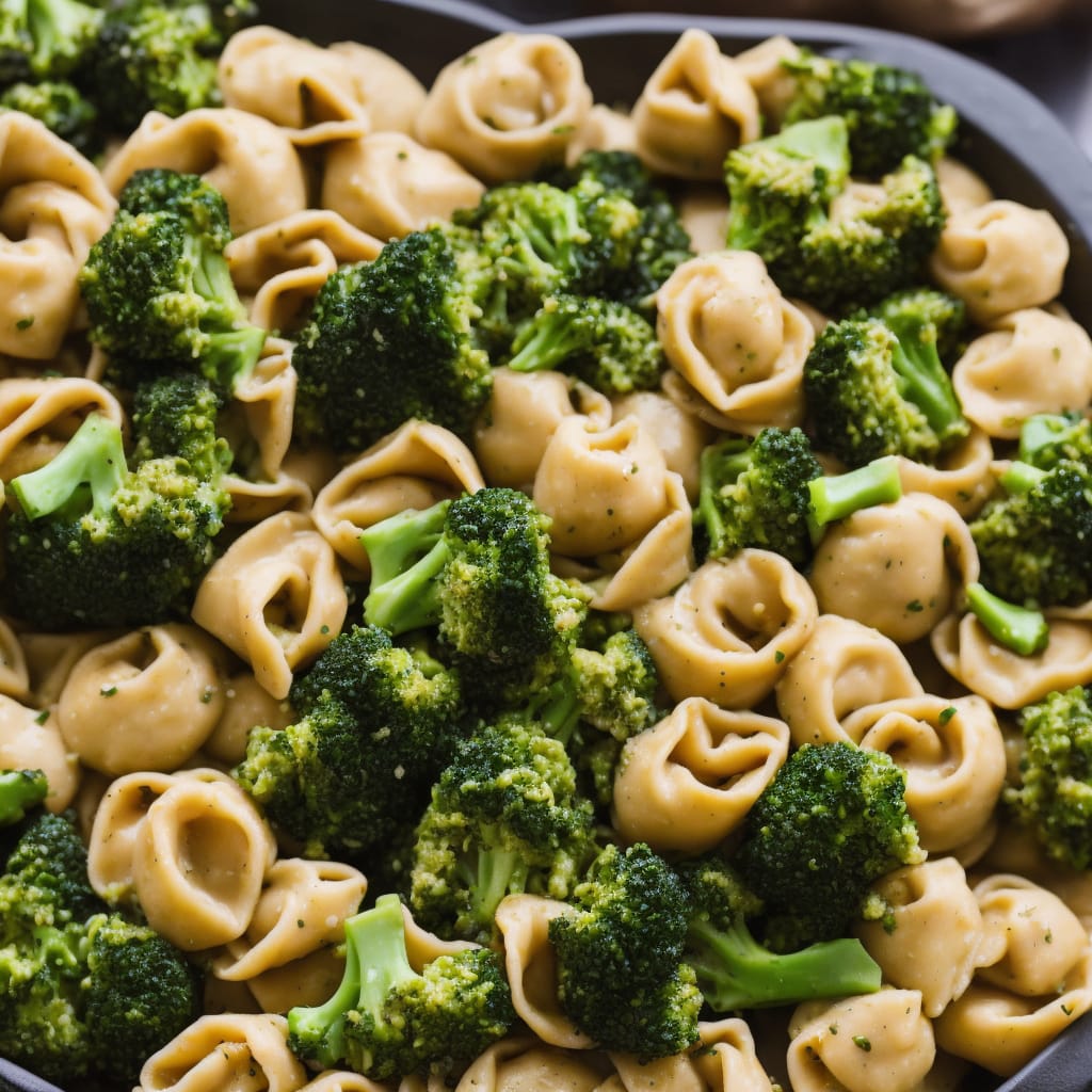 Tortellini with Pesto & Broccoli