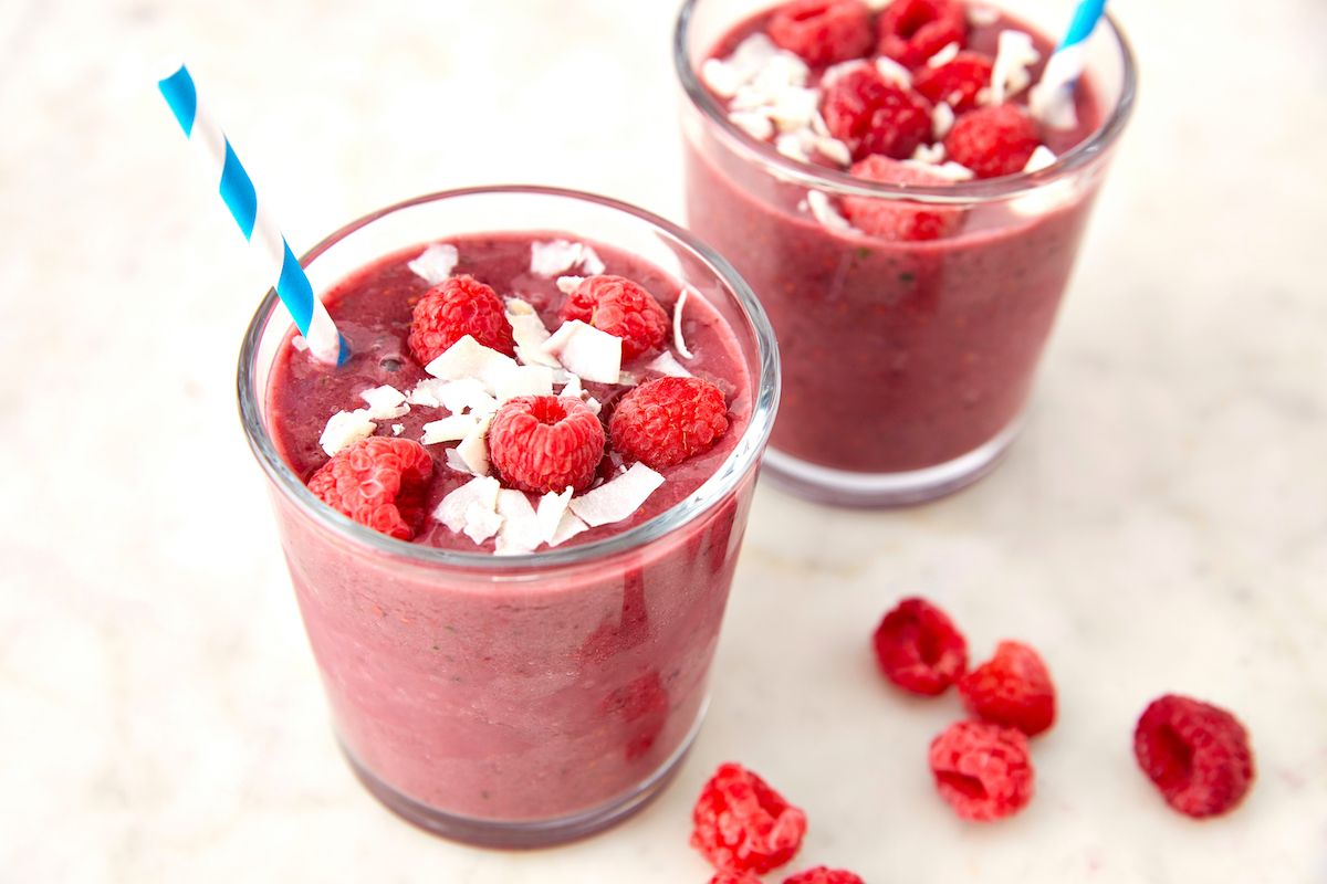 10-smoothie-must-haves