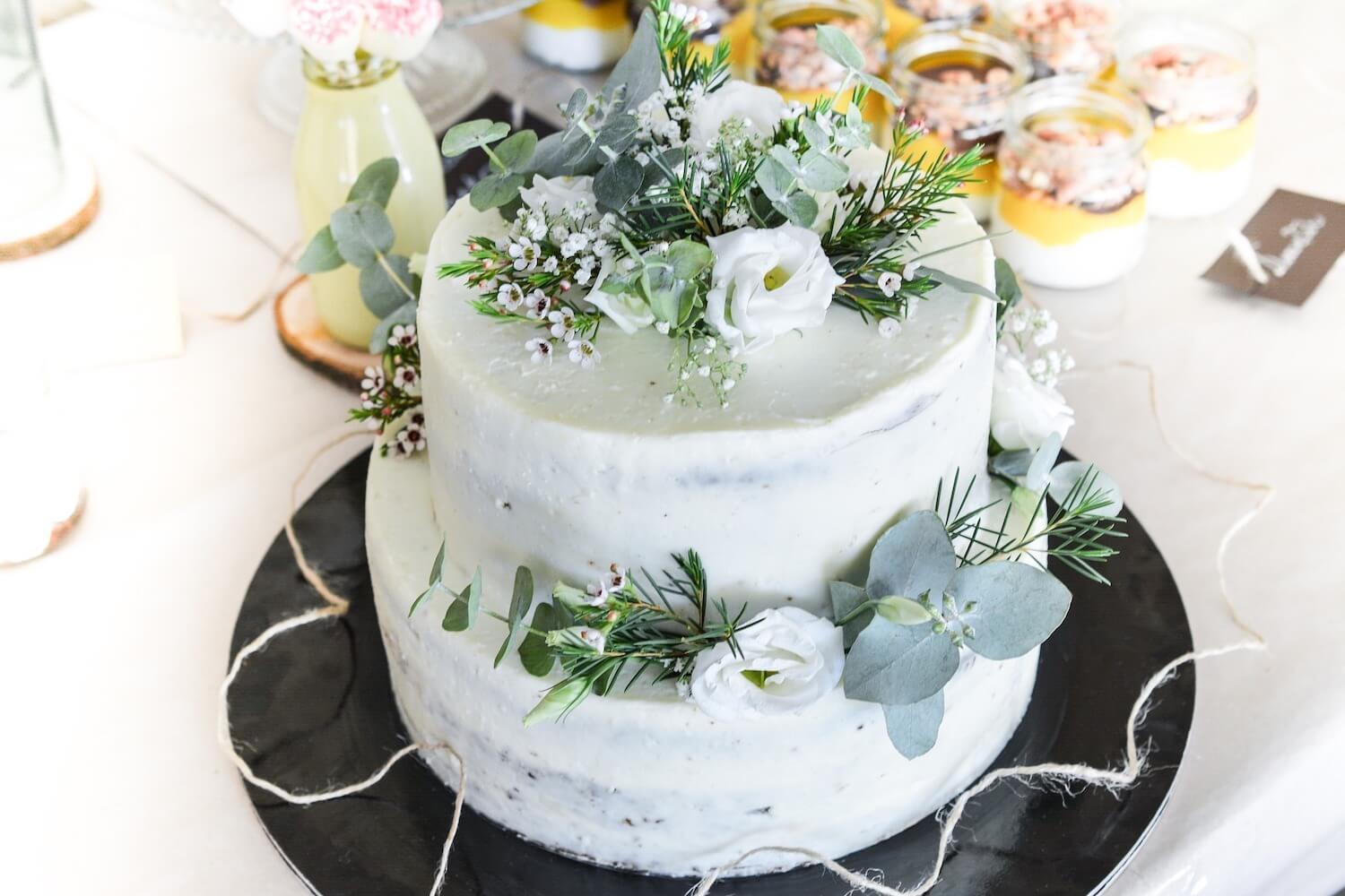 11-alternative-wedding-cake-ideas