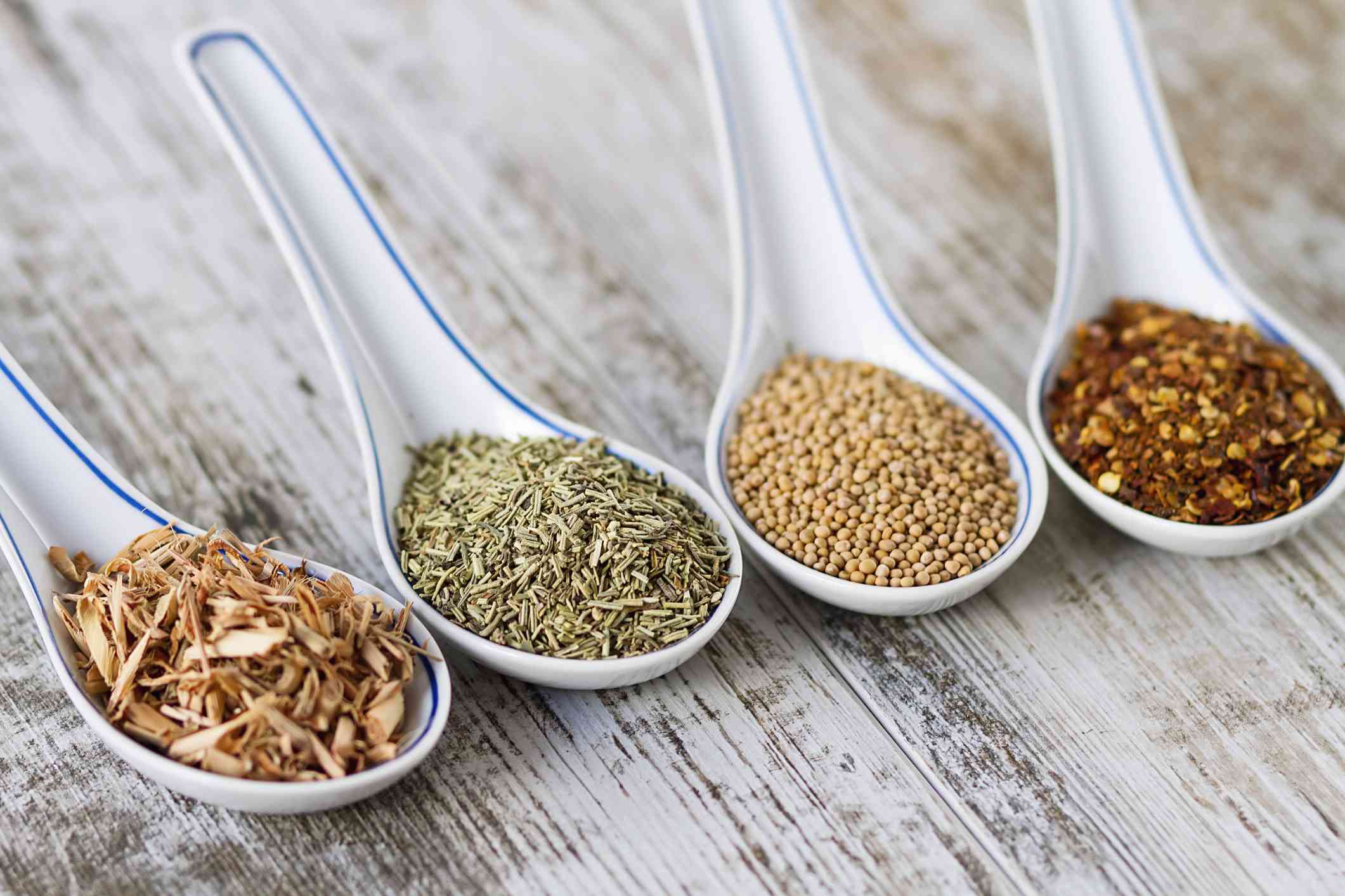 11-dried-herbs-every-cook-should-own