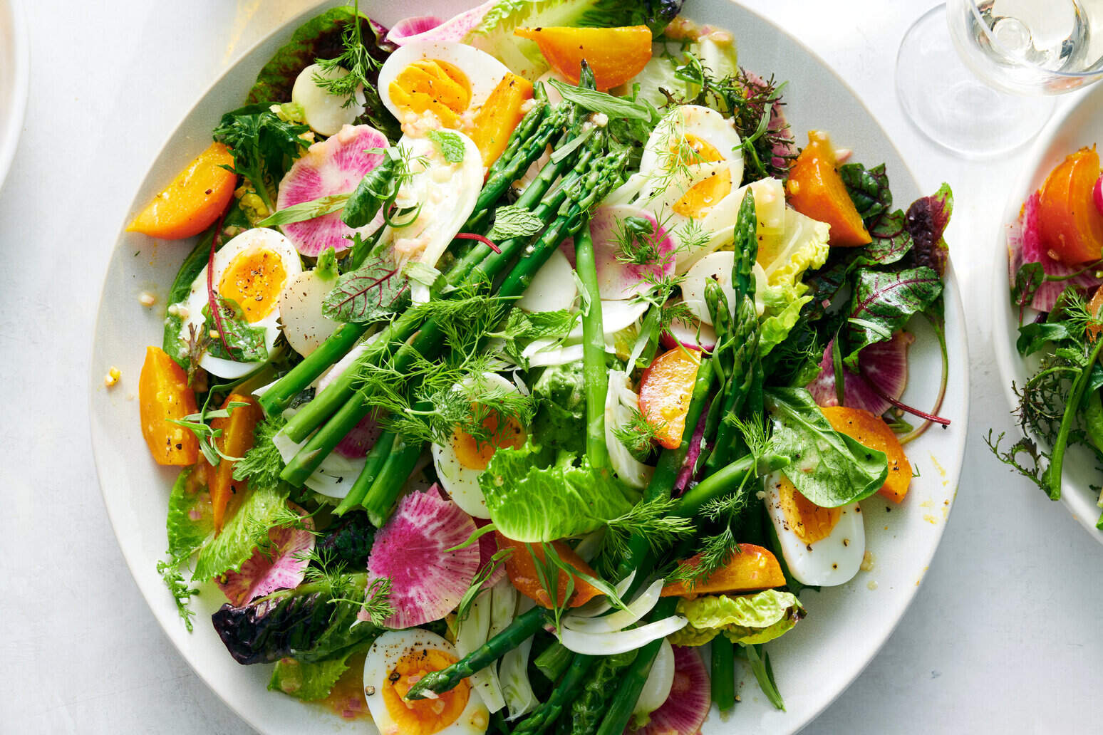20-spring-salad-recipes-using-seasonal-produce