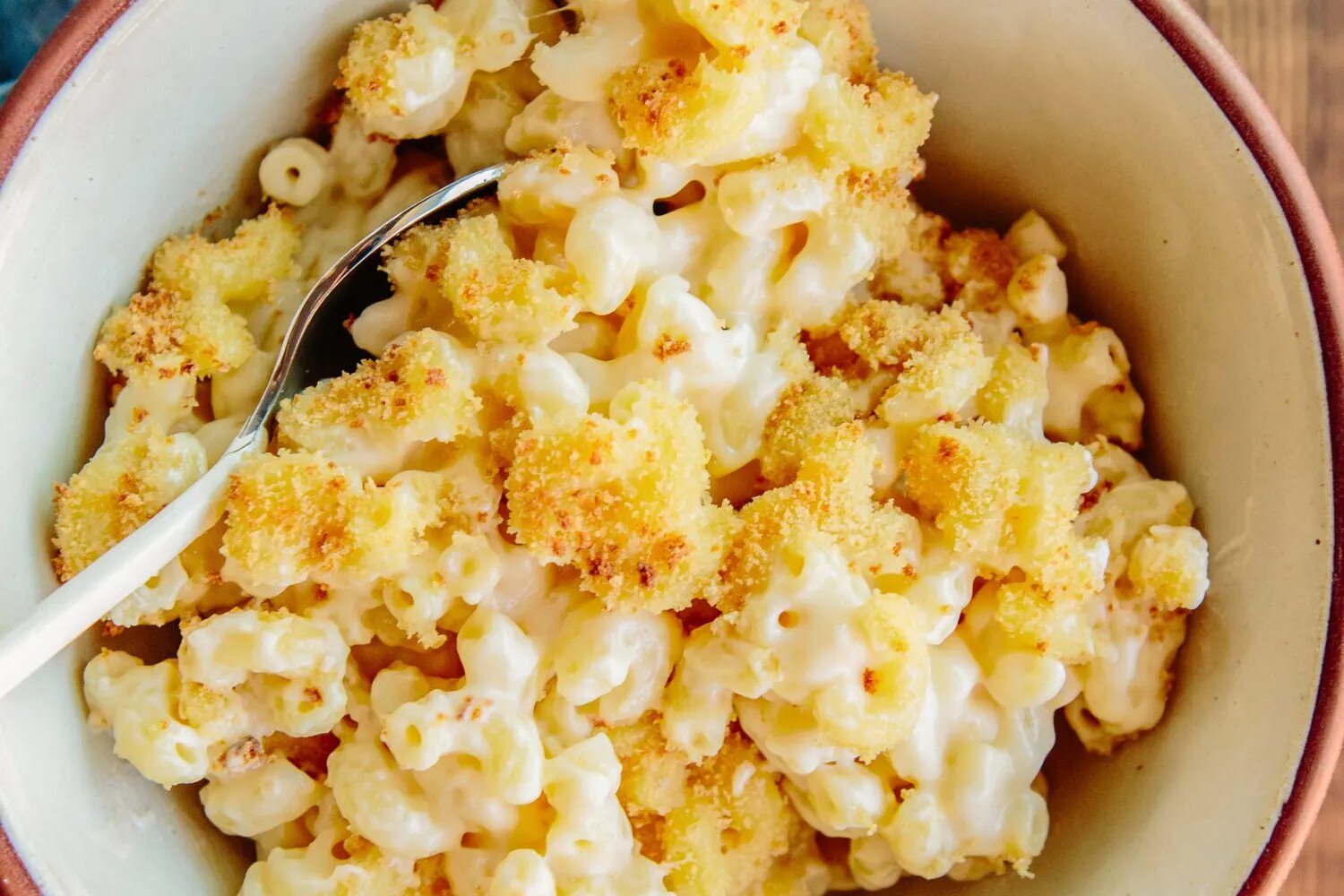 5-ways-to-take-boxed-mac-and-cheese-to-the-next-level