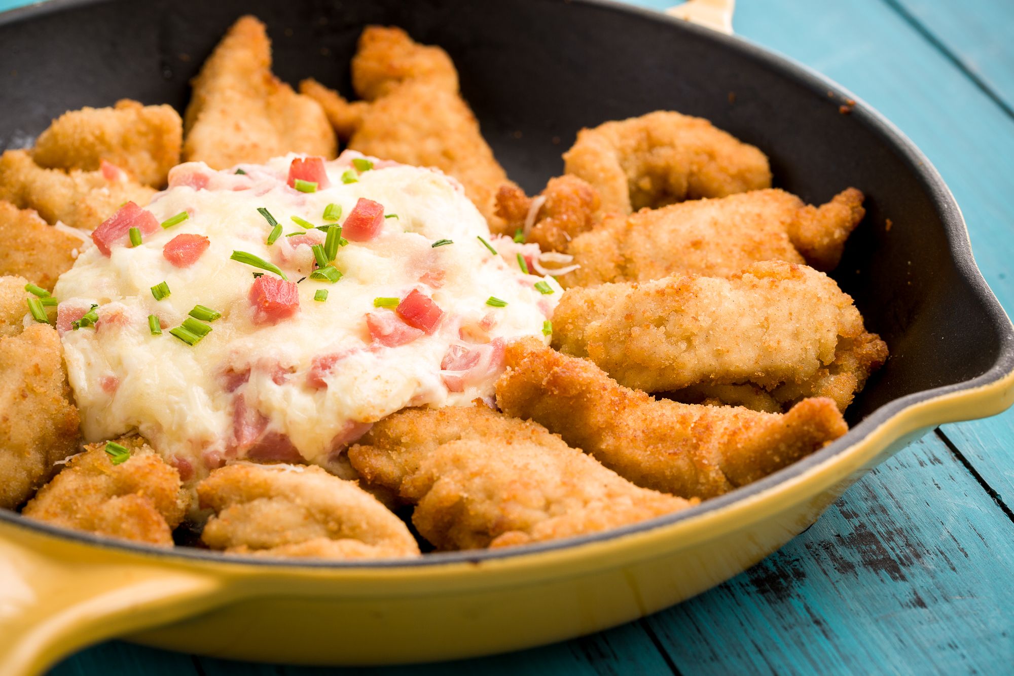 easy-cheesy-chicken-cordon-bleu-dip-a-slow-cooker-crowd-pleaser