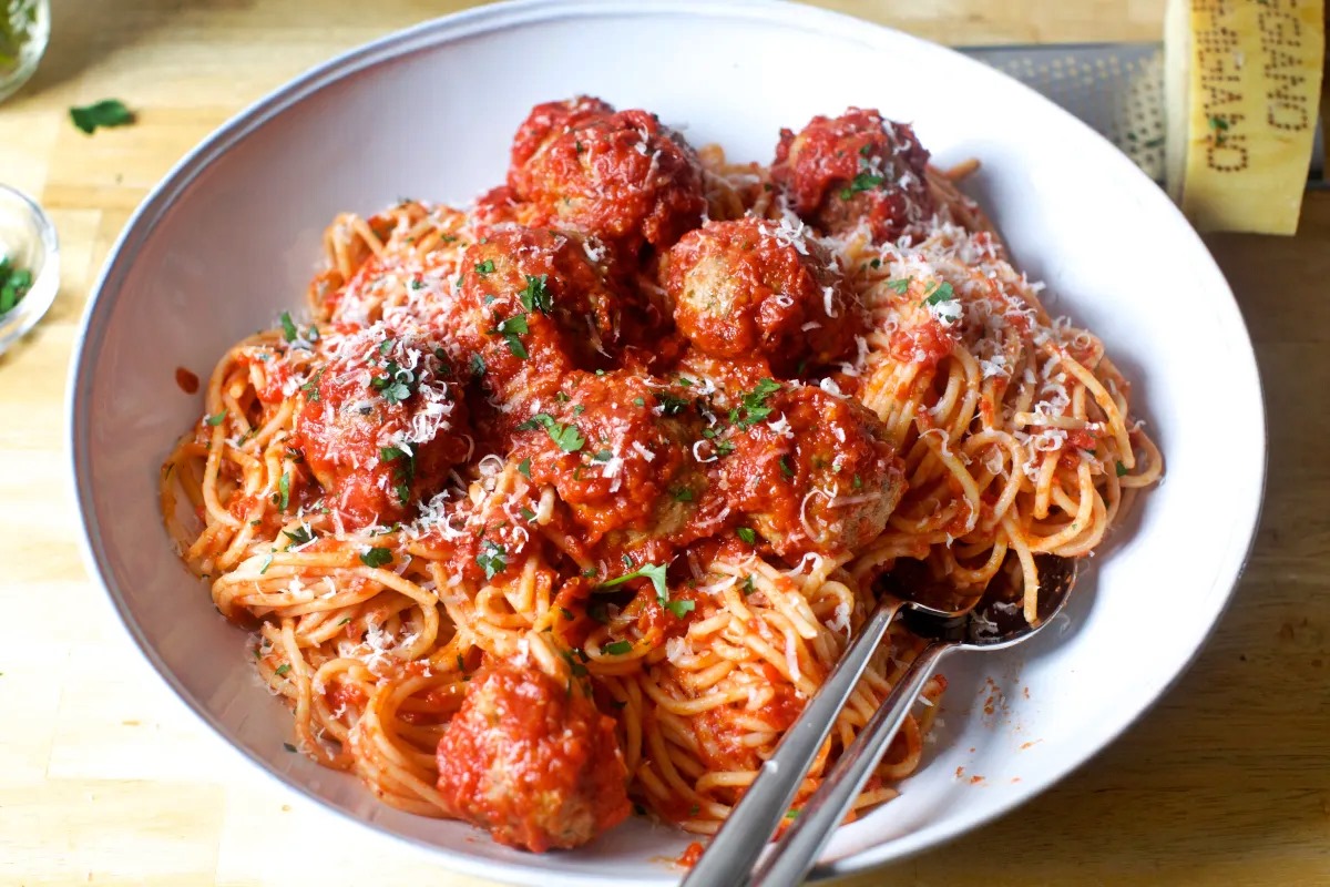 friday-night-meatballs-how-to-change-your-life-with-pasta