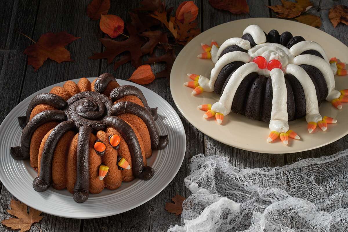 halloween-bundt-cake