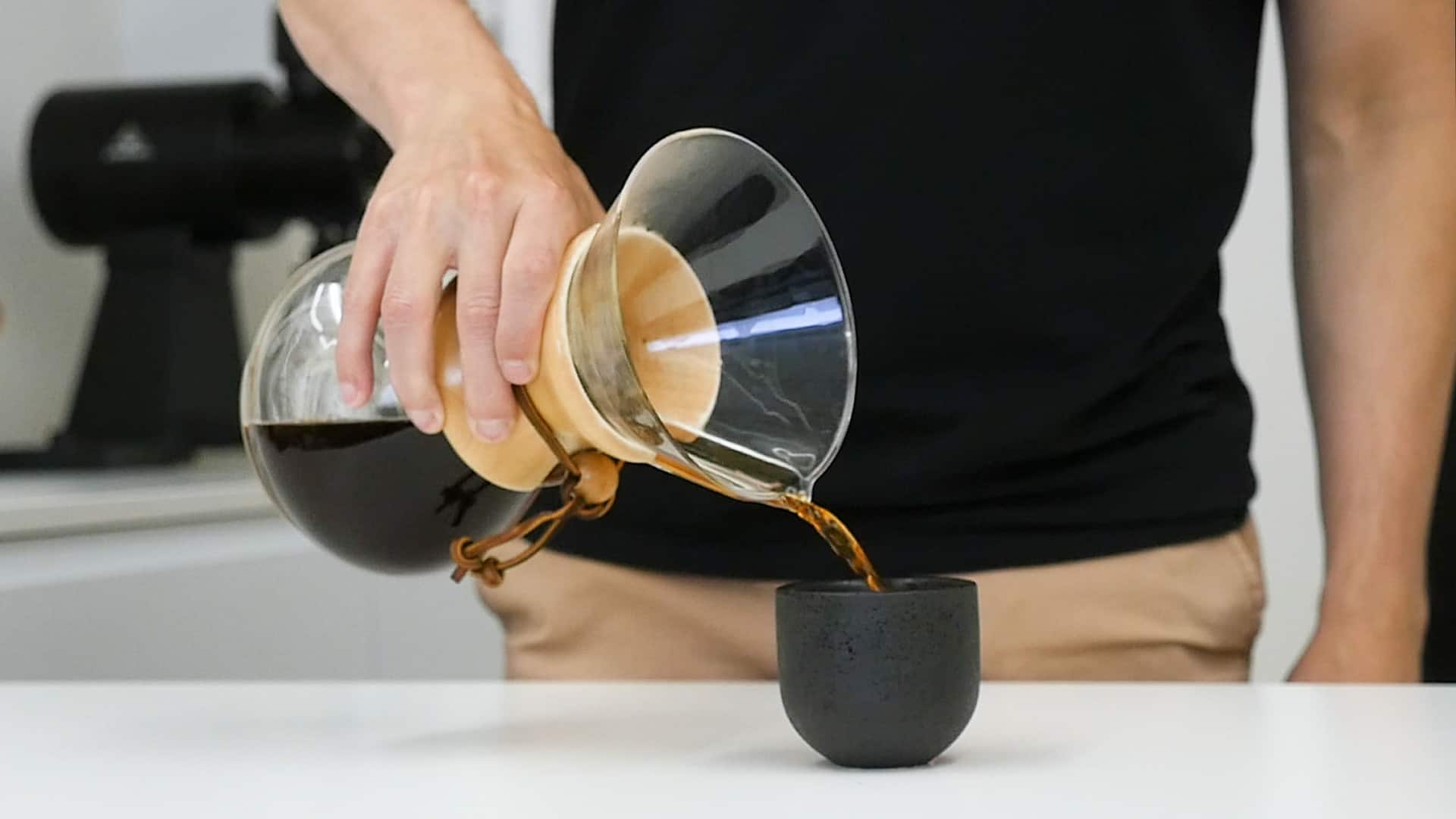 how-to-brew-coffee-in-a-chemex