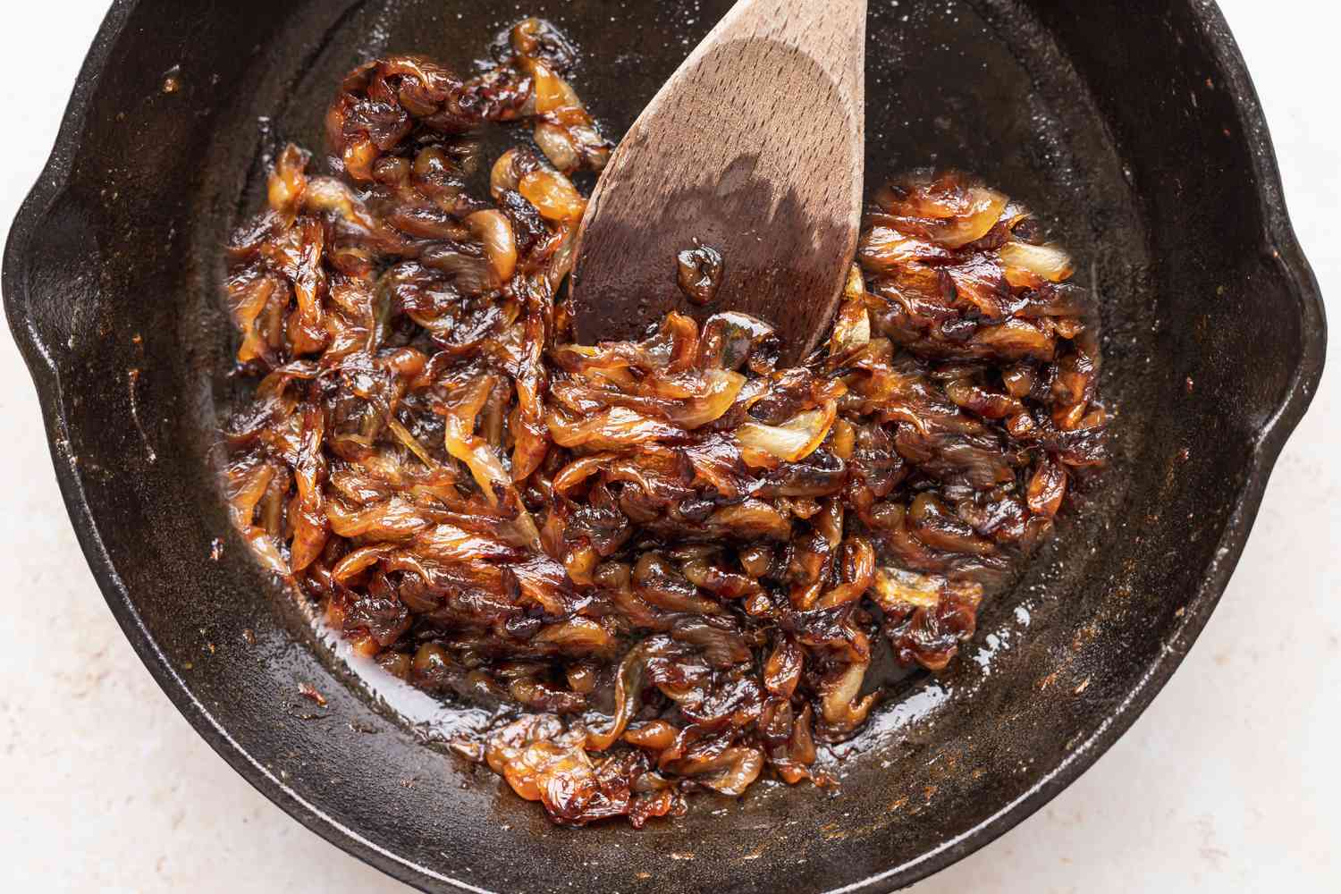 how-to-caramelize-onions