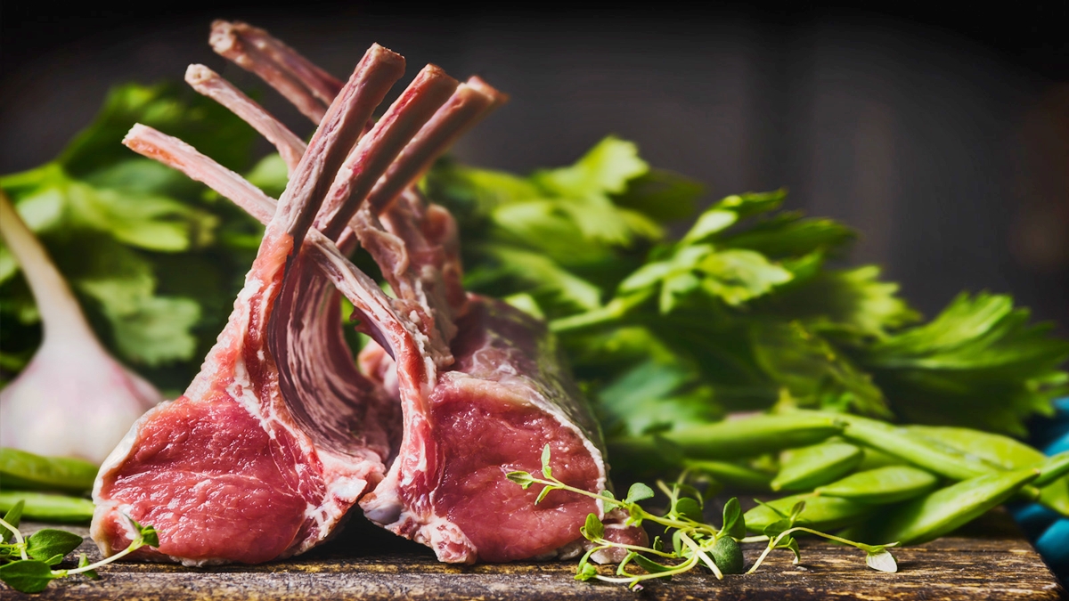 how-to-clean-and-french-a-lamb-rack