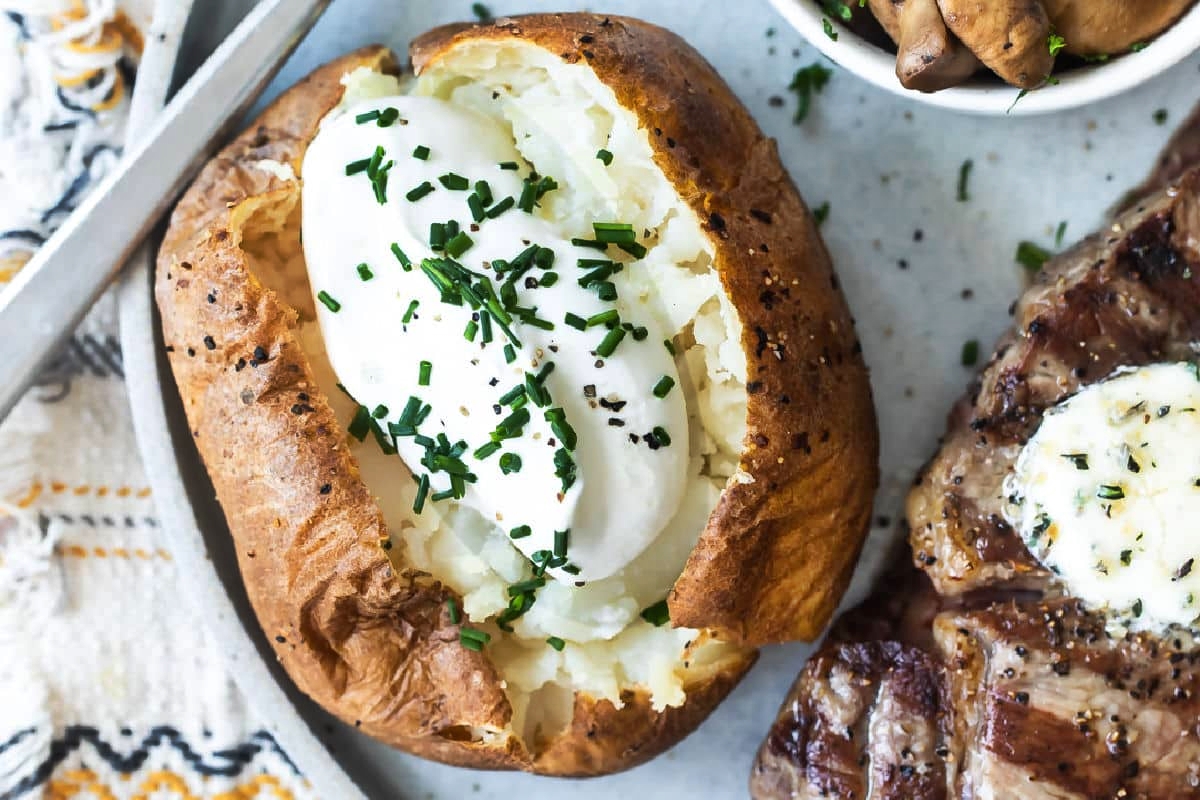 how-to-cook-a-baked-potato