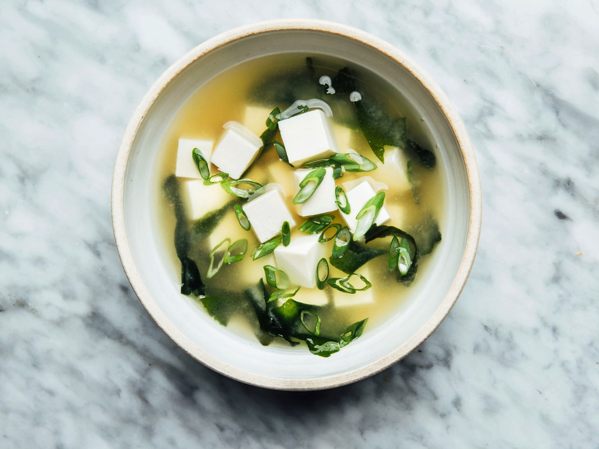 how-to-cook-tofu-in-miso-soup
