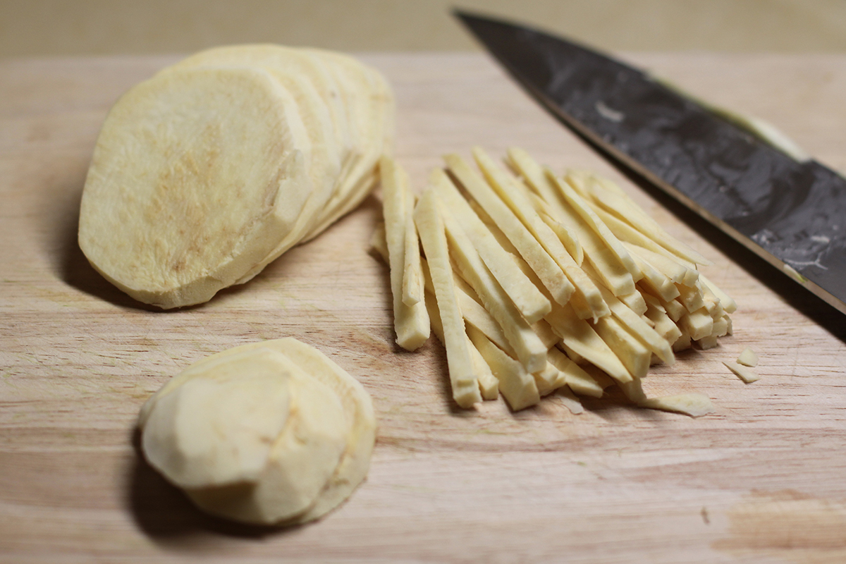 how-to-cut-a-celery-root