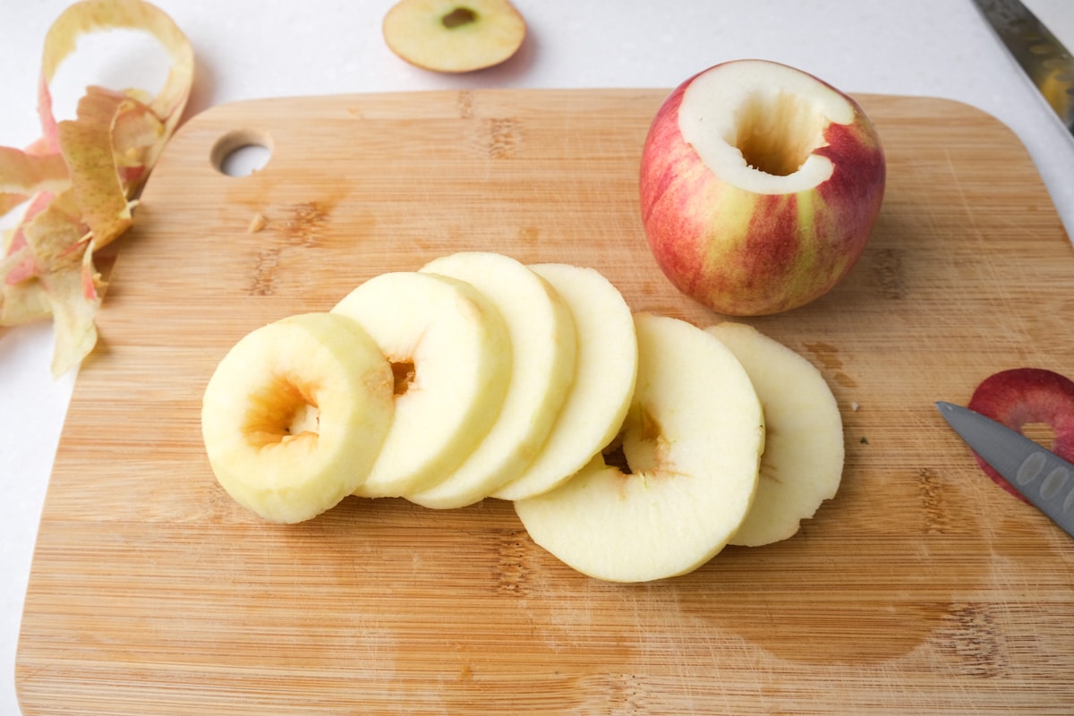 How To Cut Apples Into Slices 