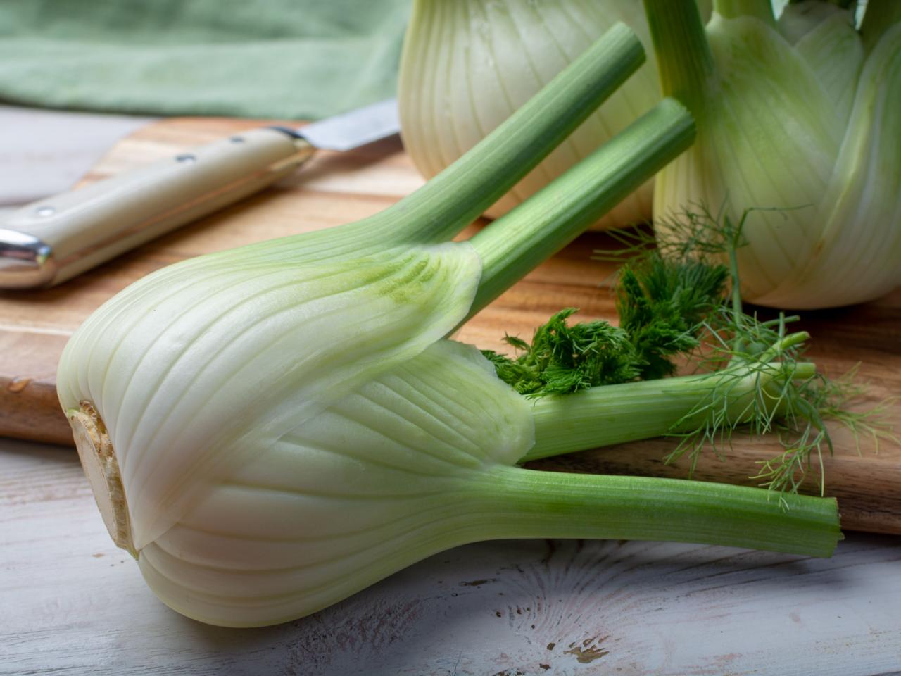 how-to-cut-fennel