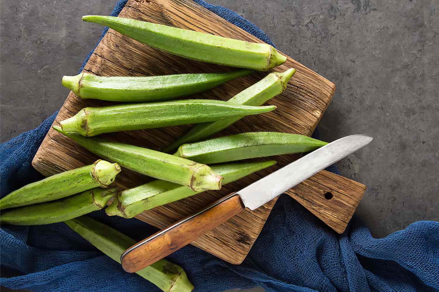 how-to-cut-okra