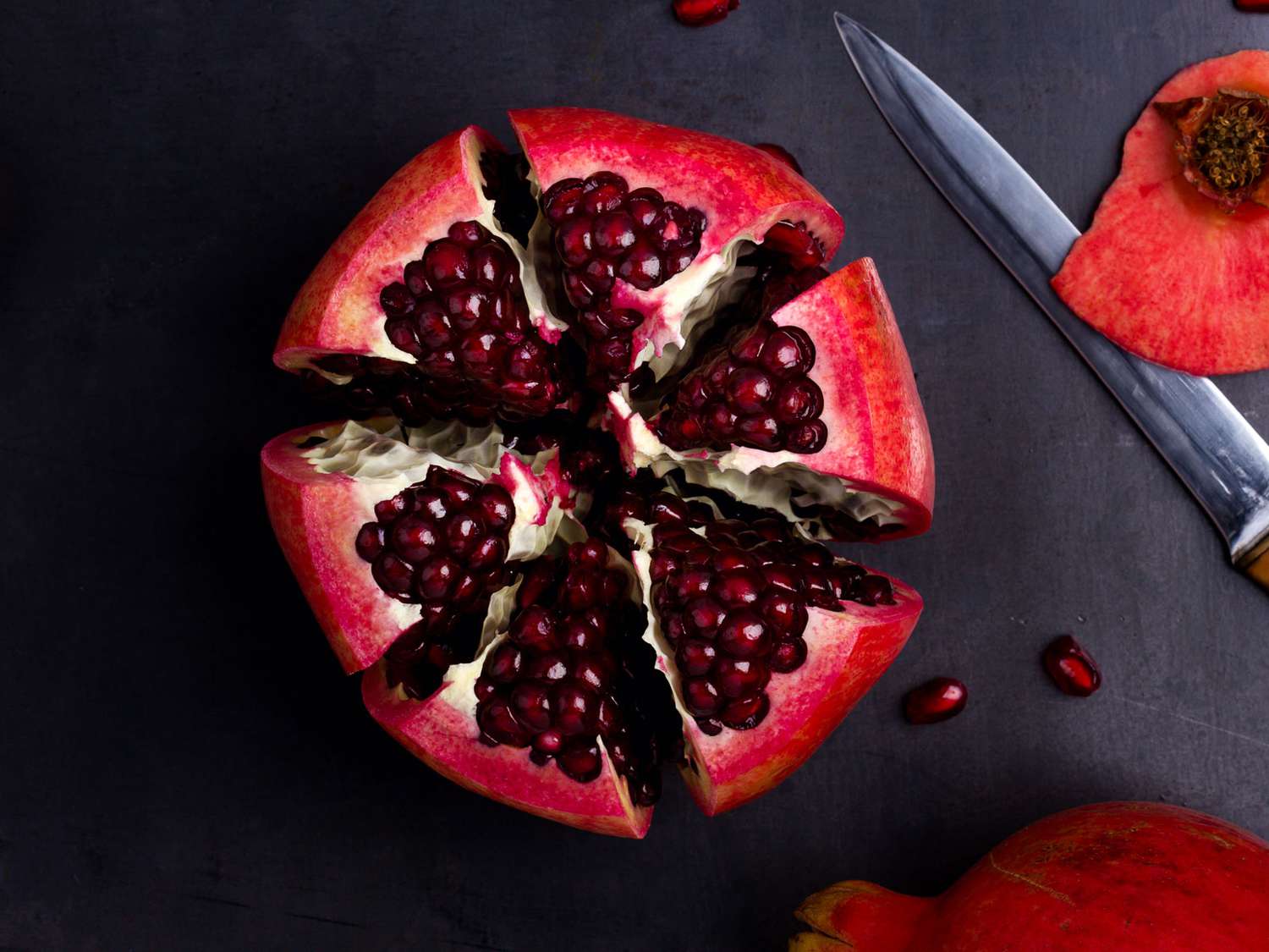 how-to-cut-pomegranate-easily