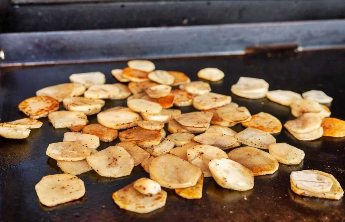 how-to-fry-potatoes-on-flat-top-grill