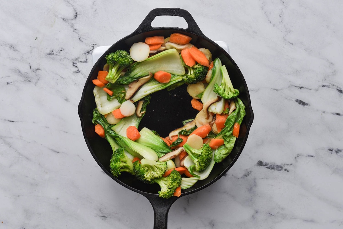 how-to-fry-vegetables-in-a-pan