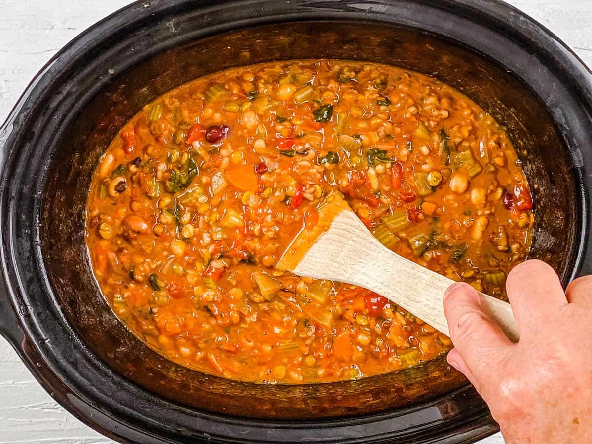 how-to-make-bean-soup-in-crock-pot