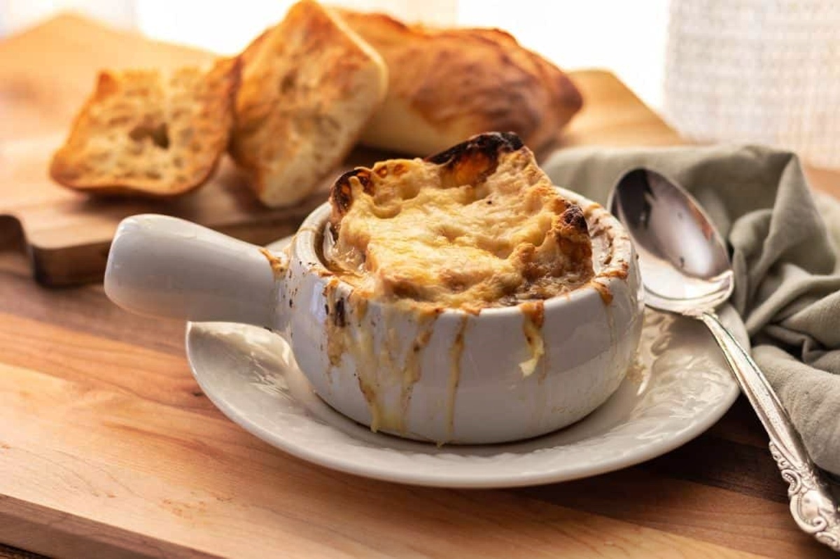 how-to-make-canned-french-onion-soup-better