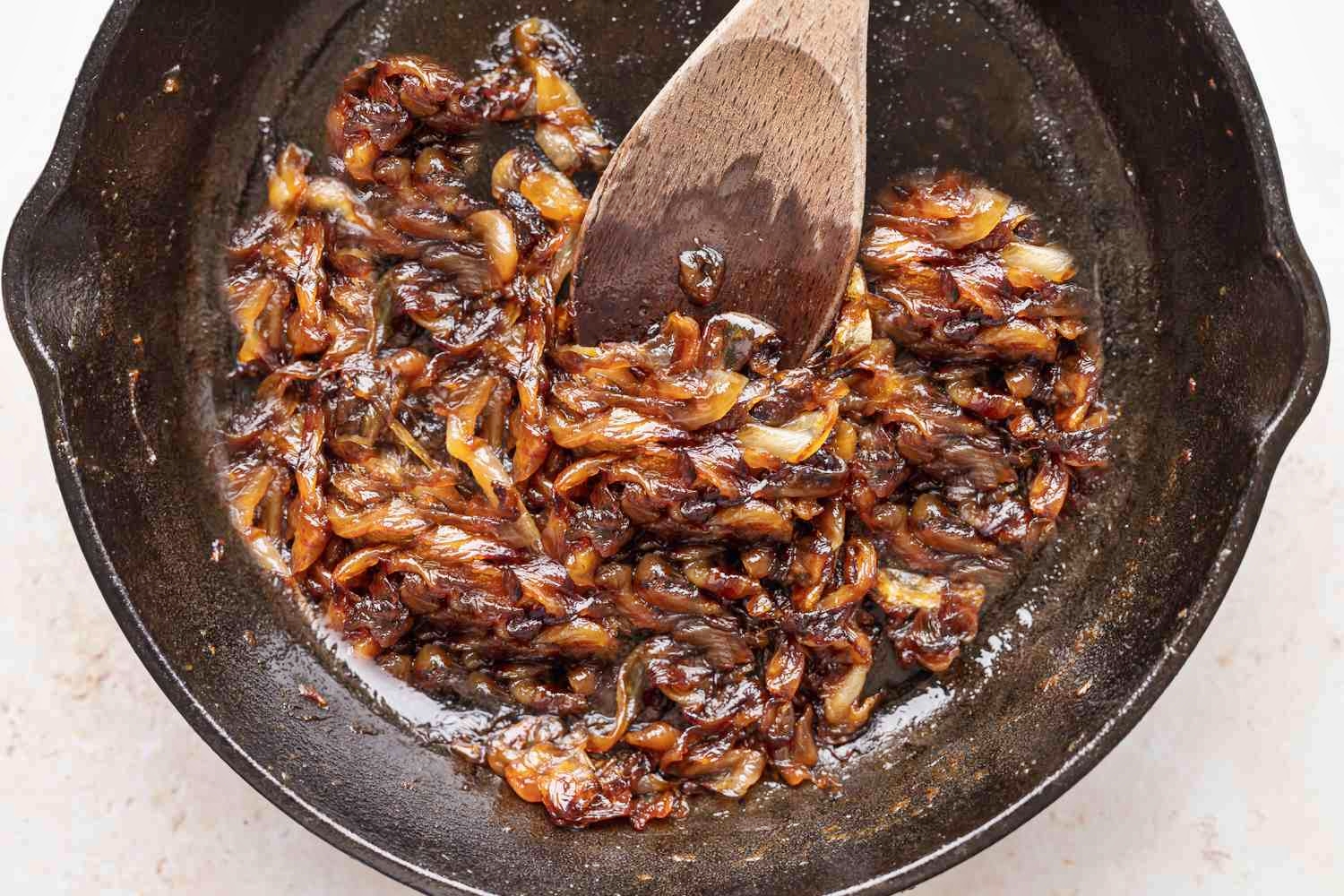 how-to-make-caramelised-onions
