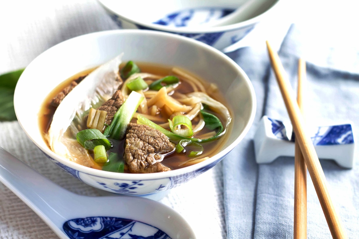 how-to-make-chinese-noodle-soup