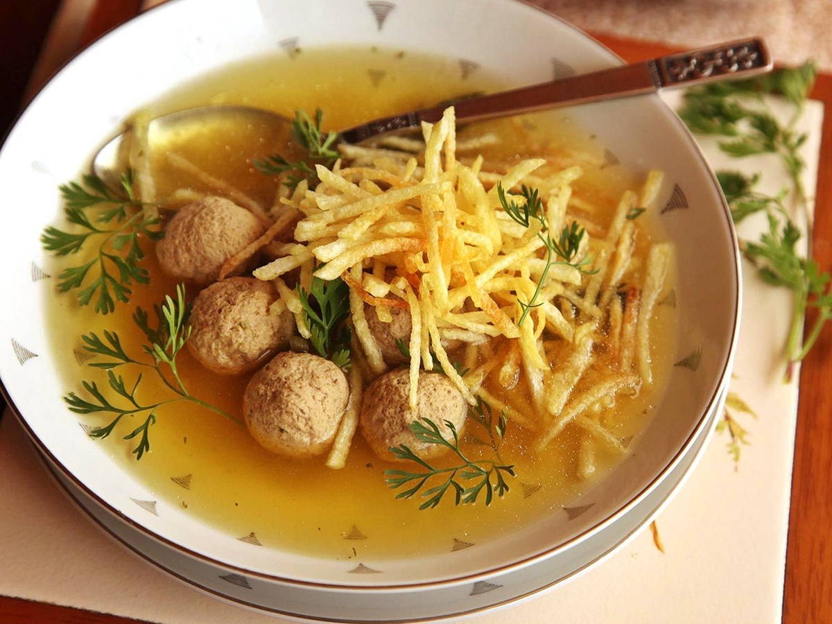 how-to-make-colombian-style-sopa-de-albondigas-meatball-soup