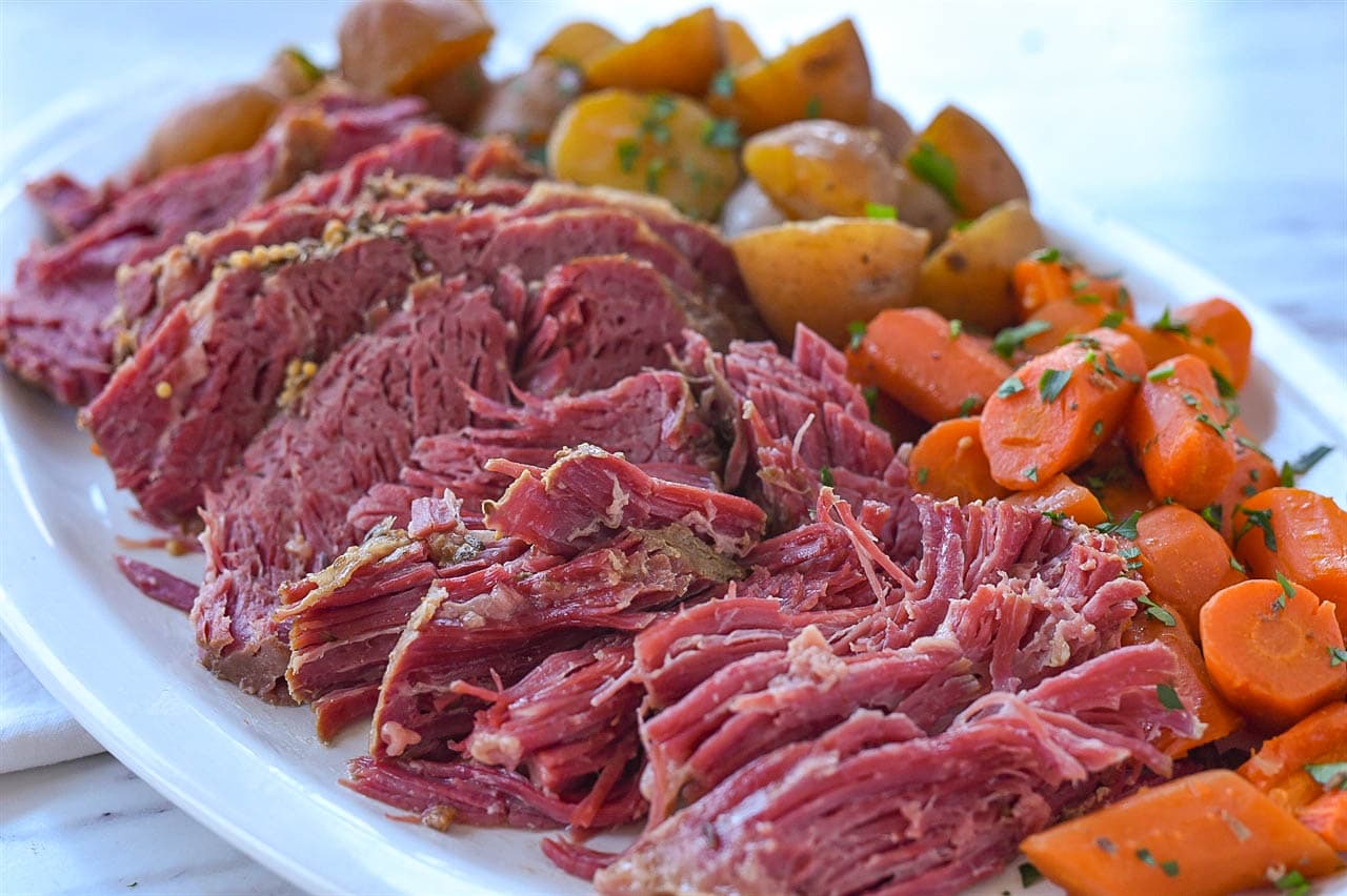 how-to-make-corned-beef-in-a-crock-pot