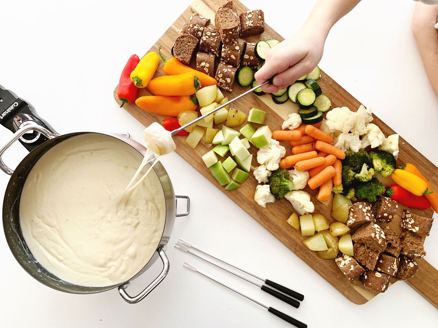 how-to-make-easy-cheese-fondue-at-home