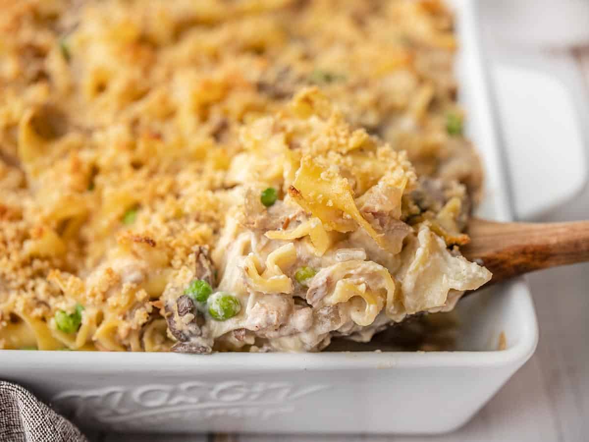 how-to-make-lighter-tuna-noodle-casserole-with-just-one-pan-and-no-knives-turbo
