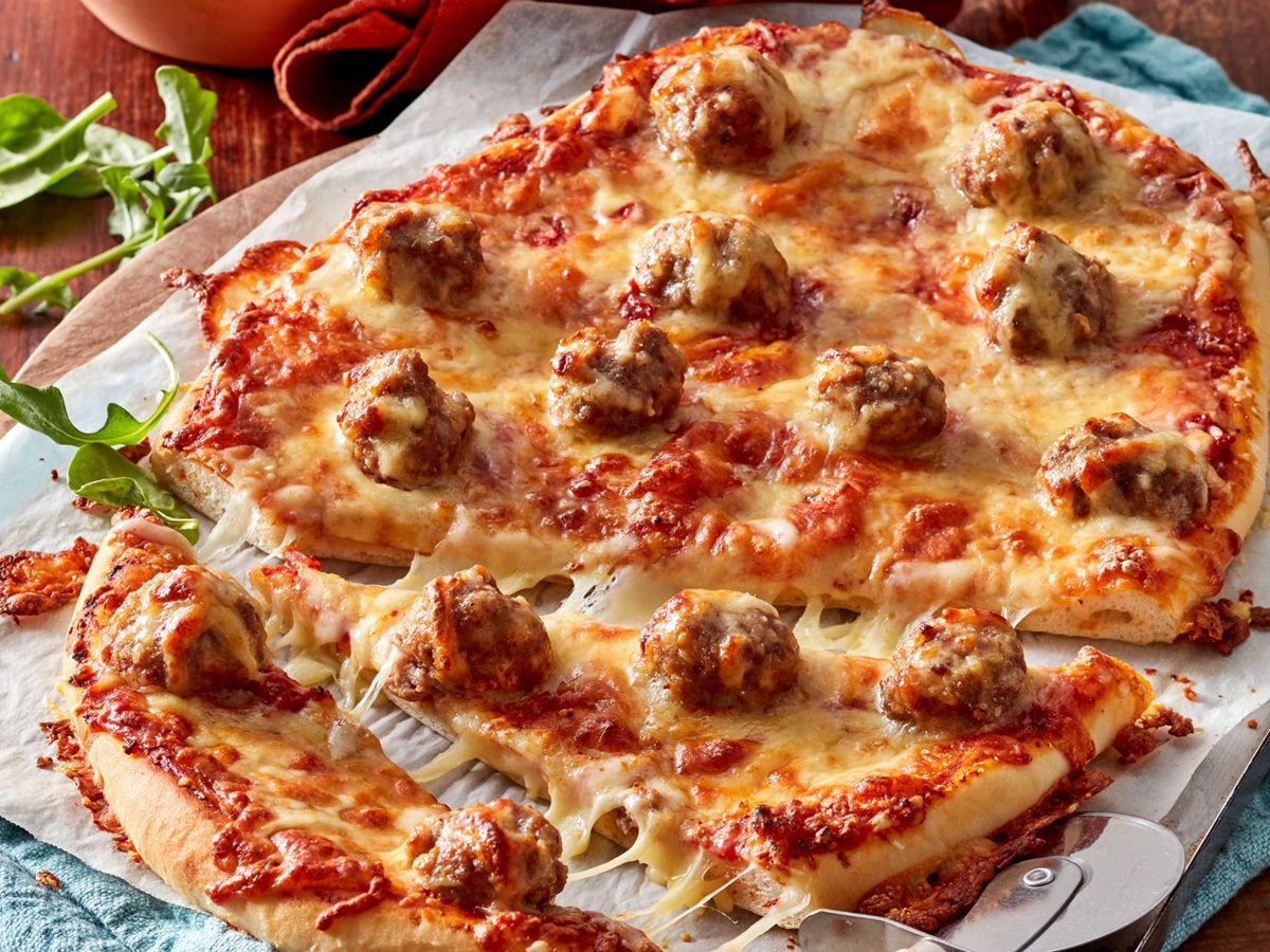 how-to-make-meatball-pizza