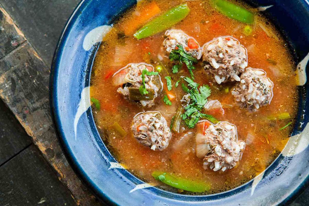 how-to-make-mexican-albondiga-soup