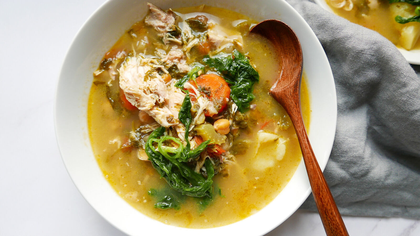 how-to-make-soup-from-chicken-carcass