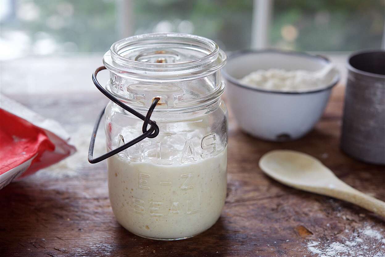 how-to-make-sourdough-starter-from-scratch
