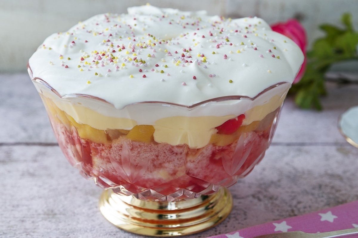 how-to-make-the-ultimate-trifle